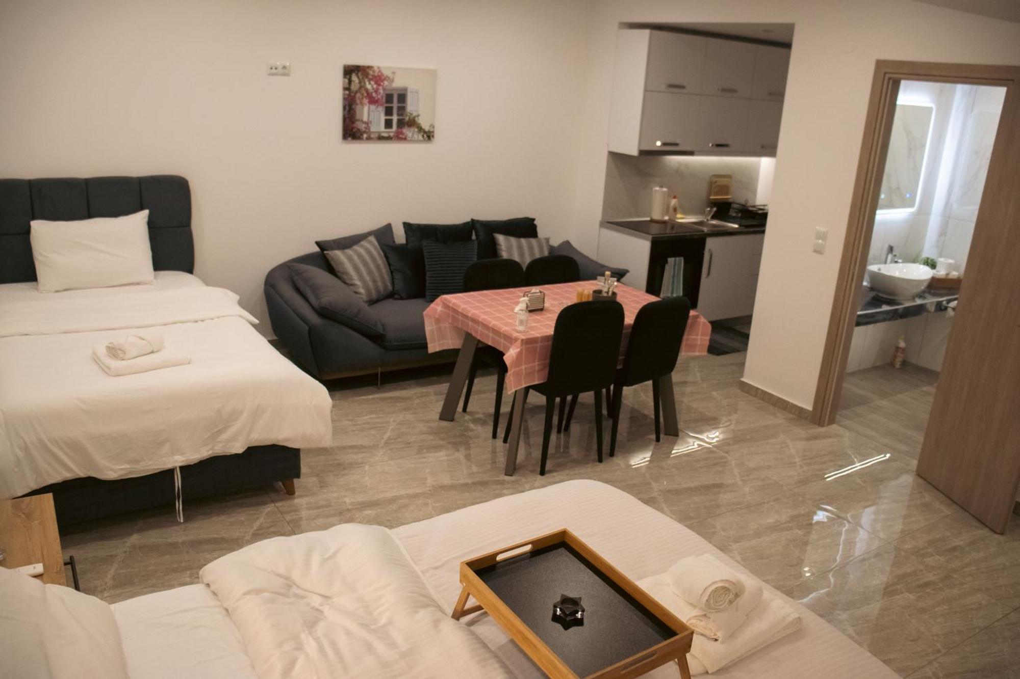 Emily Apartments 3 Chrysoupolis Bagian luar foto